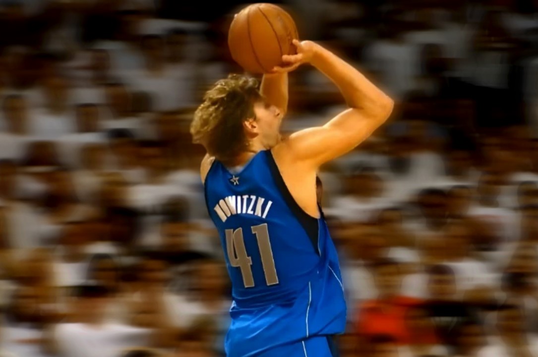 Dirk Nowitzki shooting basketball in his iconic way